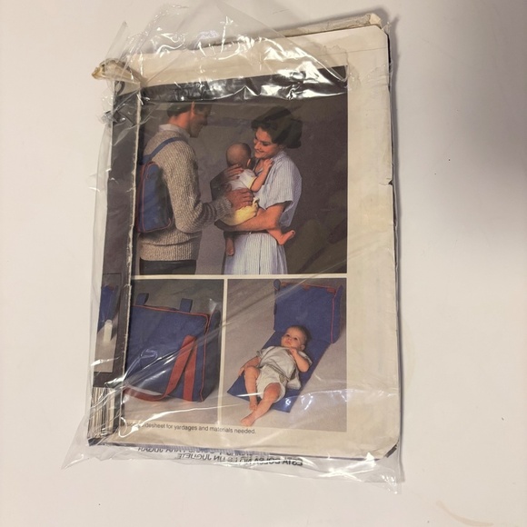 McCall's Crafts Sewing Pattern 9050 Convertible Diaper Bag Changing Station - Picture 2 of 2